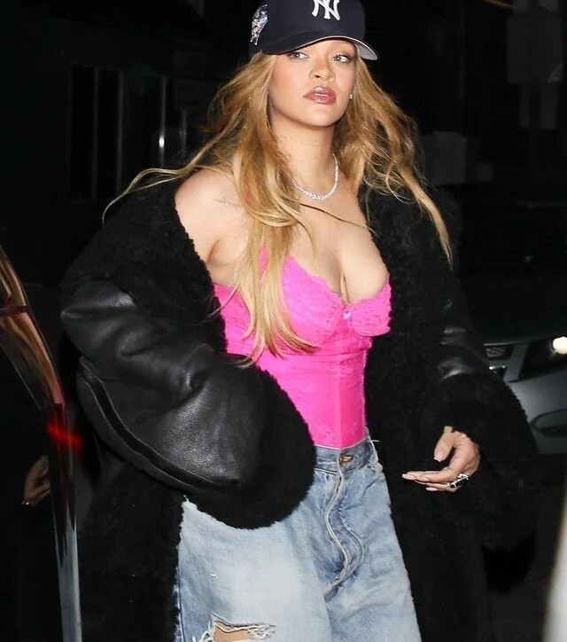 rihanna gallery photo #1798