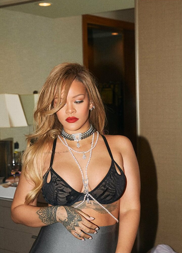 rihanna gallery photo #1816