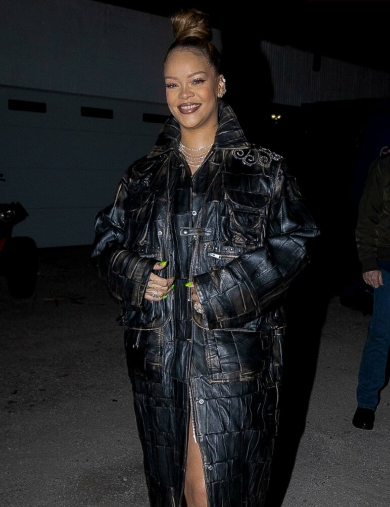 rihanna gallery photo #1821