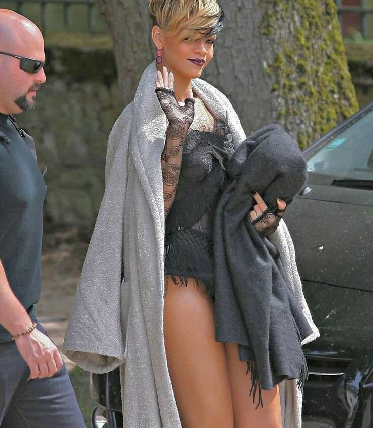 rihanna gallery photo #1829