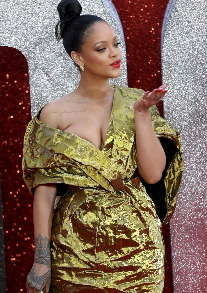 rihanna gallery photo #1834