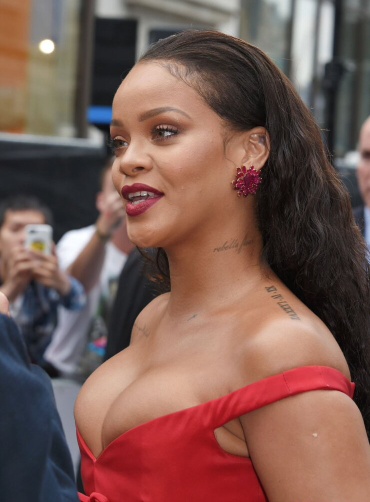 rihanna gallery photo #1850