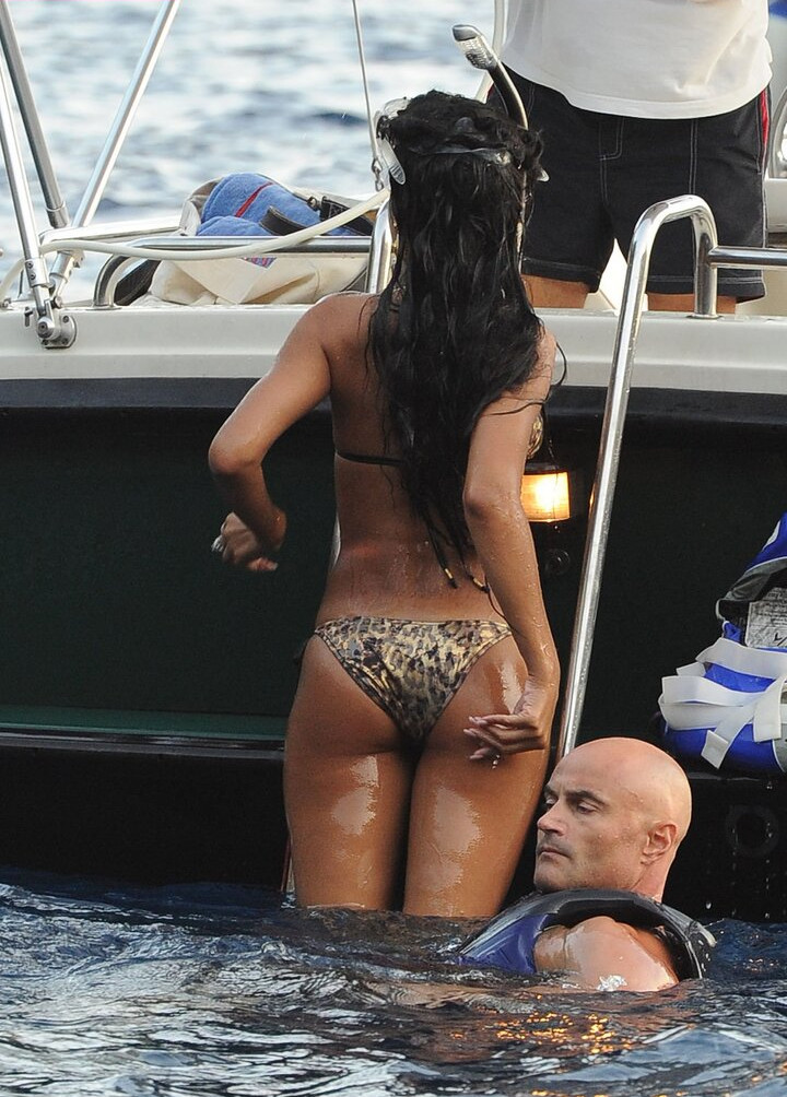 rihanna gallery photo #1909