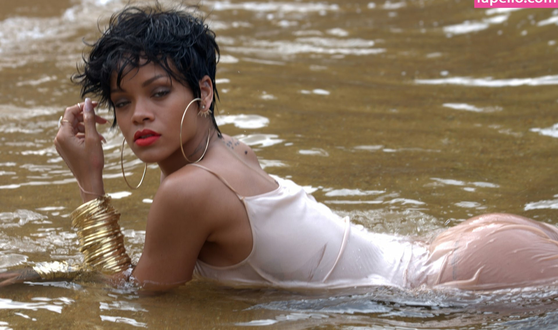 rihanna gallery photo #1983