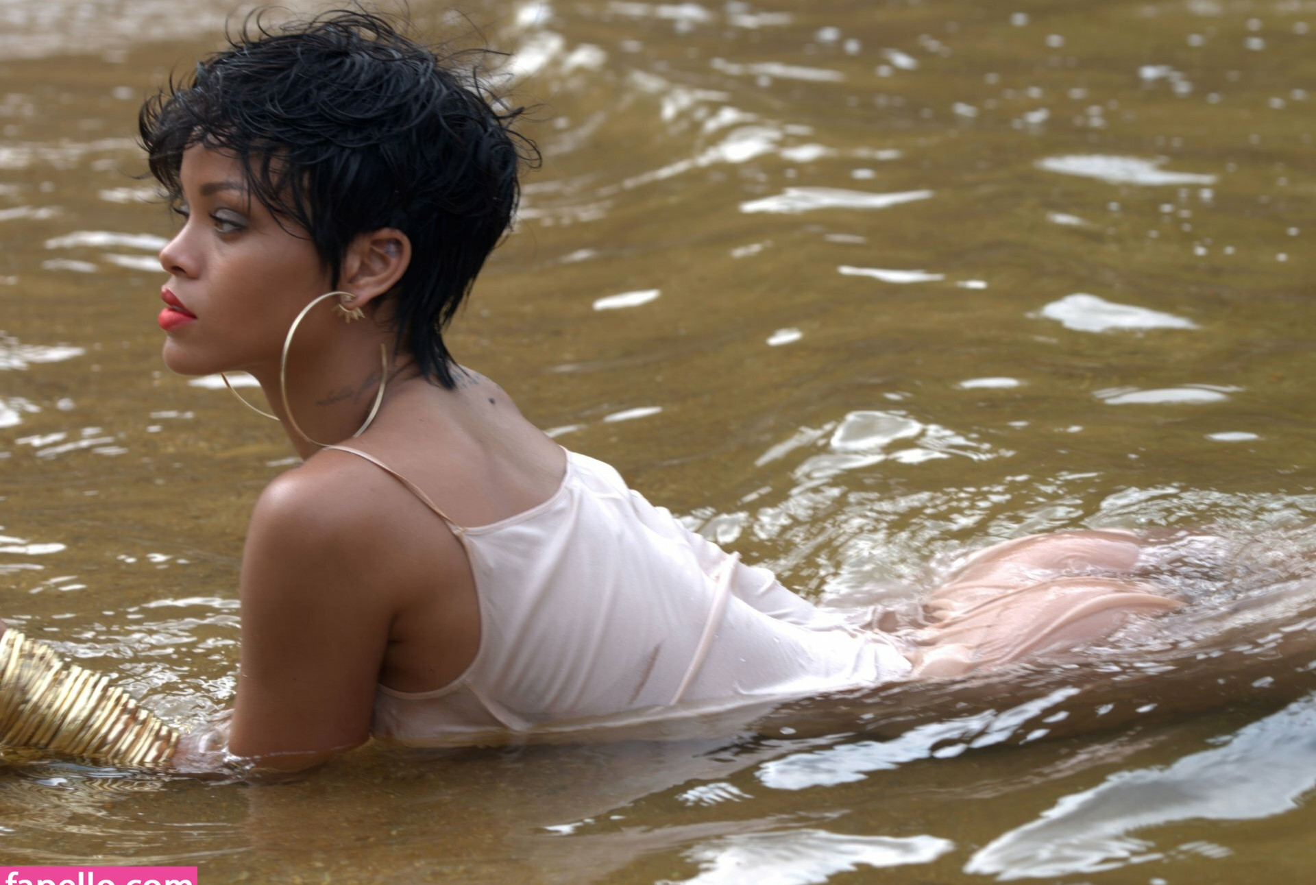 rihanna gallery photo #1984