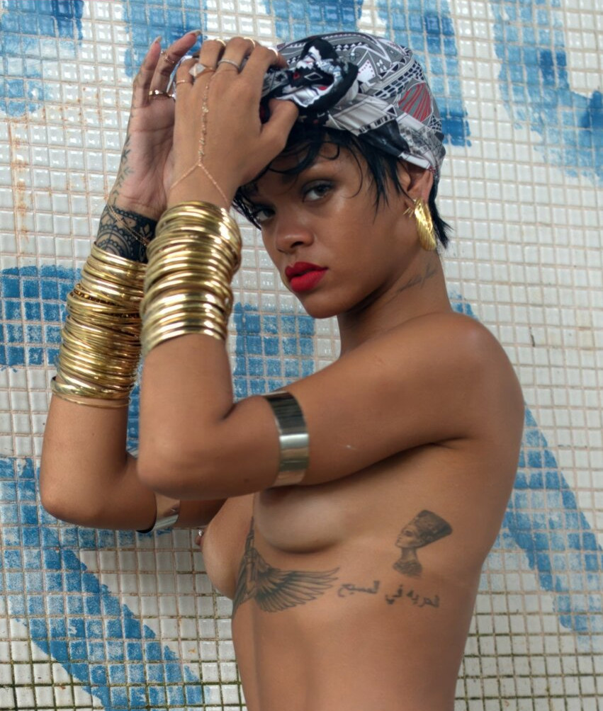 rihanna gallery photo #2009