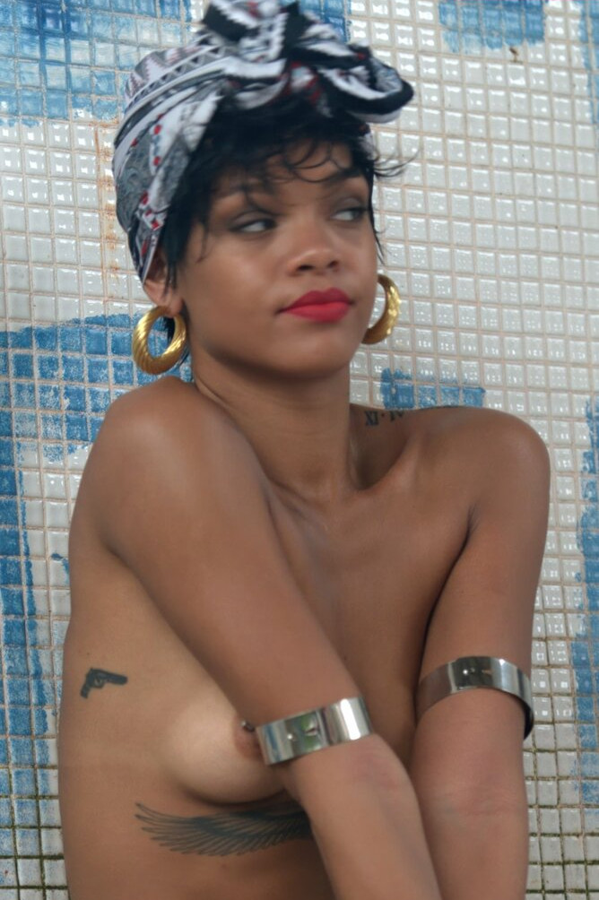 rihanna gallery photo #2019