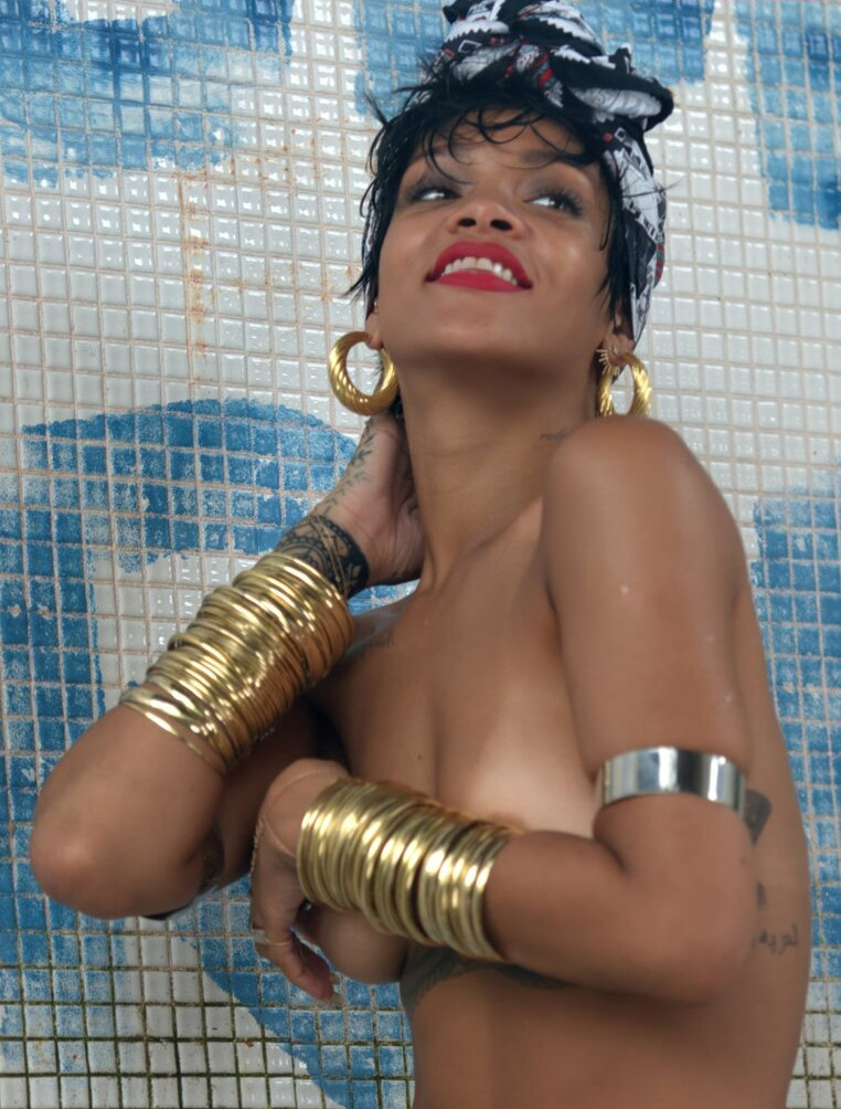 rihanna gallery photo #2020