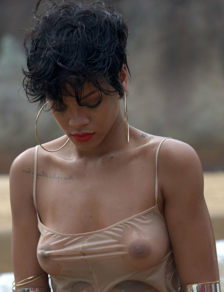 rihanna gallery photo #2030