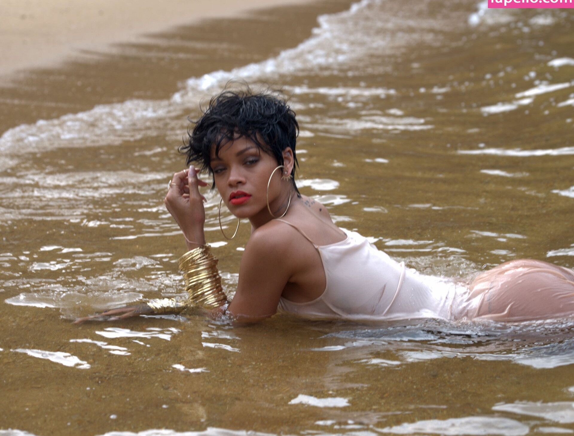 rihanna gallery photo #2121