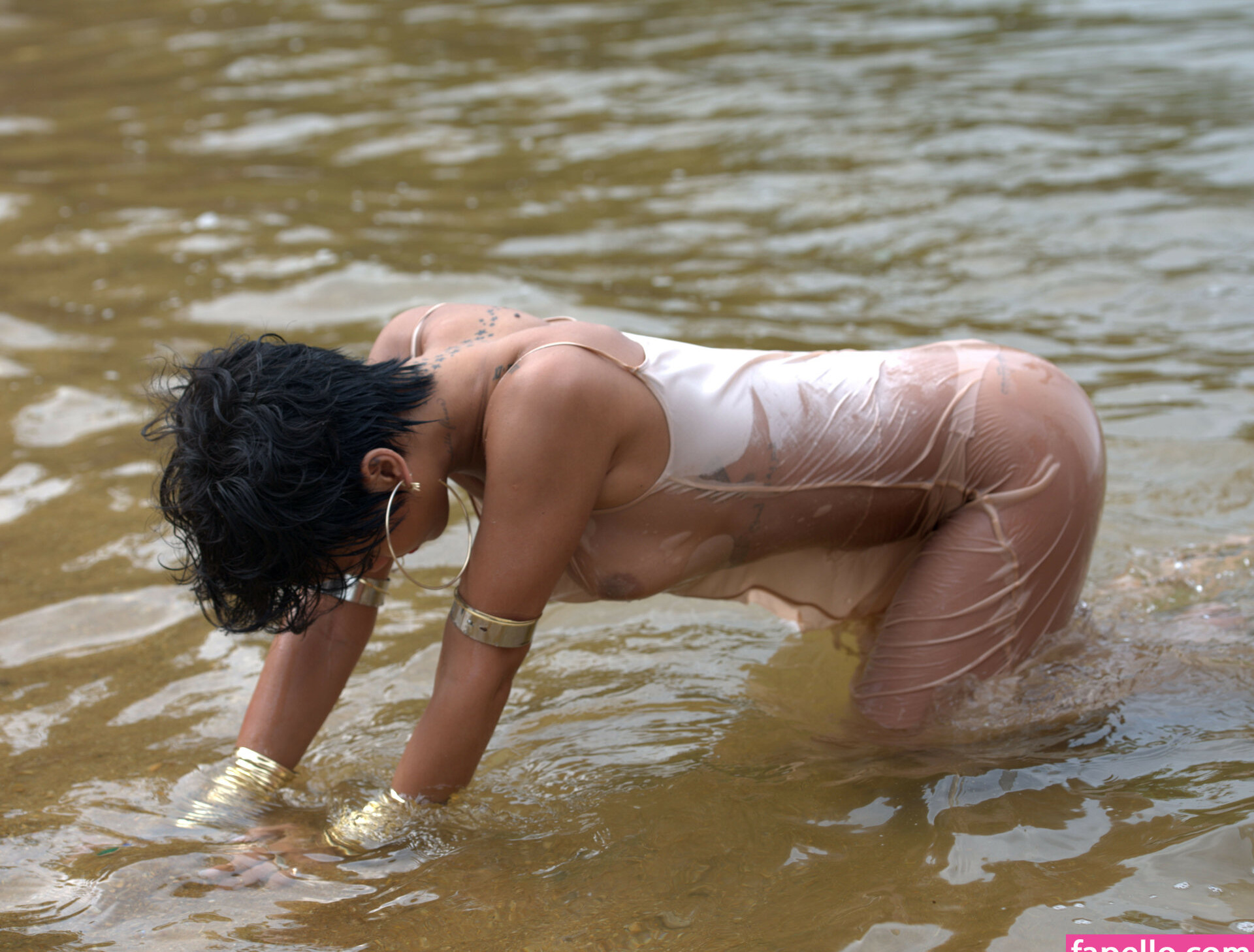 rihanna gallery photo #2193