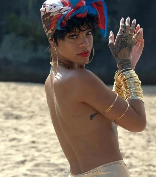 rihanna gallery photo #2199