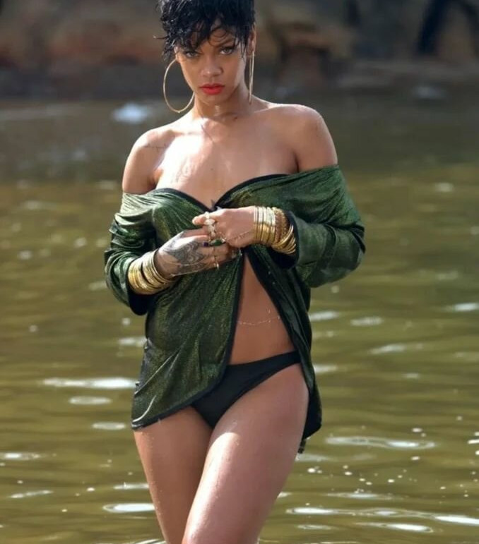 rihanna gallery photo #2205
