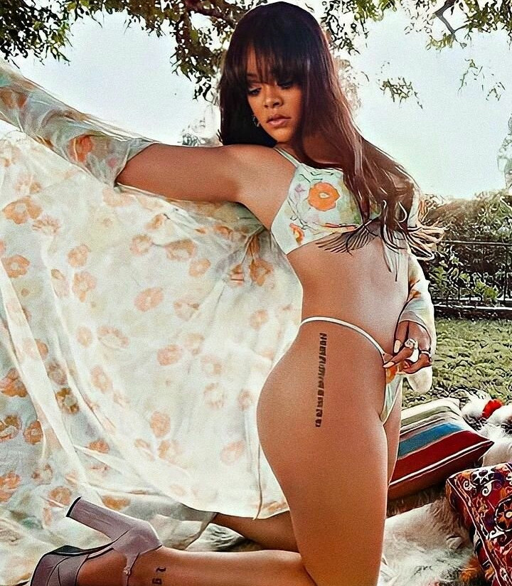 rihanna gallery photo #2278