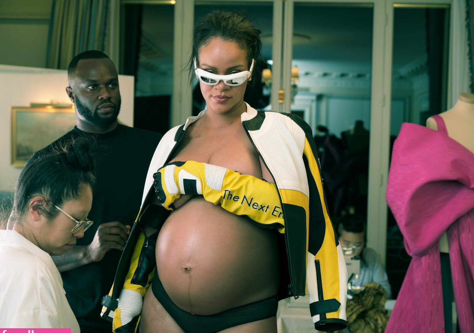 rihanna gallery photo #2336