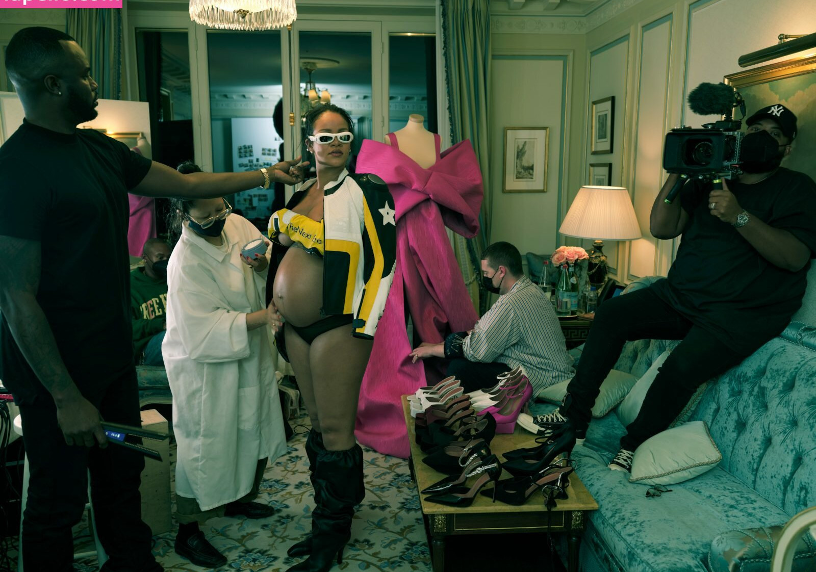 rihanna gallery photo #2337