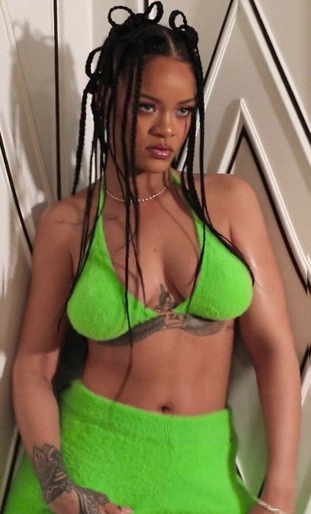 rihanna gallery photo #2421