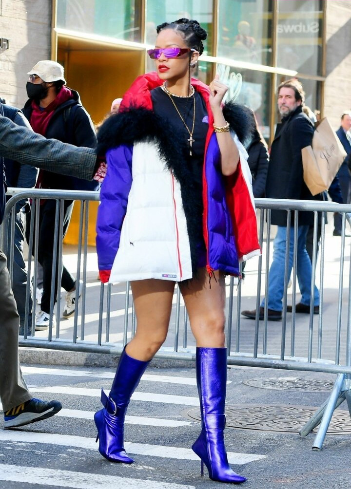 rihanna gallery photo #2425