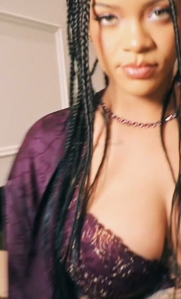 rihanna gallery photo #2454