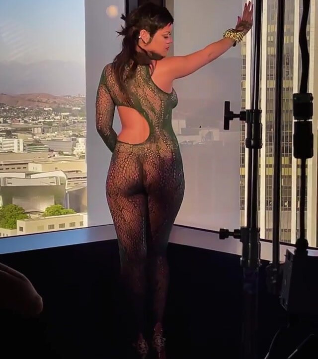 rihanna gallery photo #2507