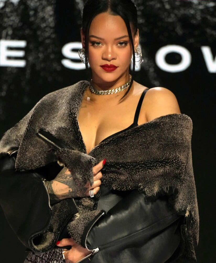 rihanna gallery photo #2693