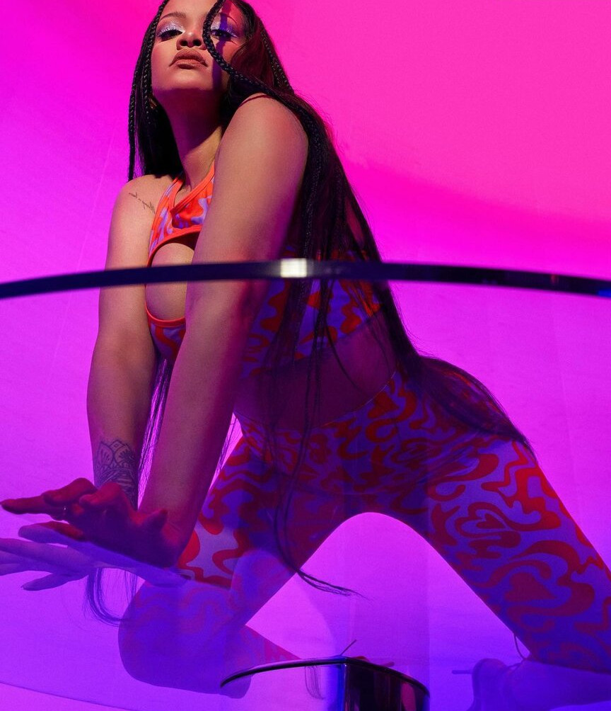 rihanna gallery photo #2696