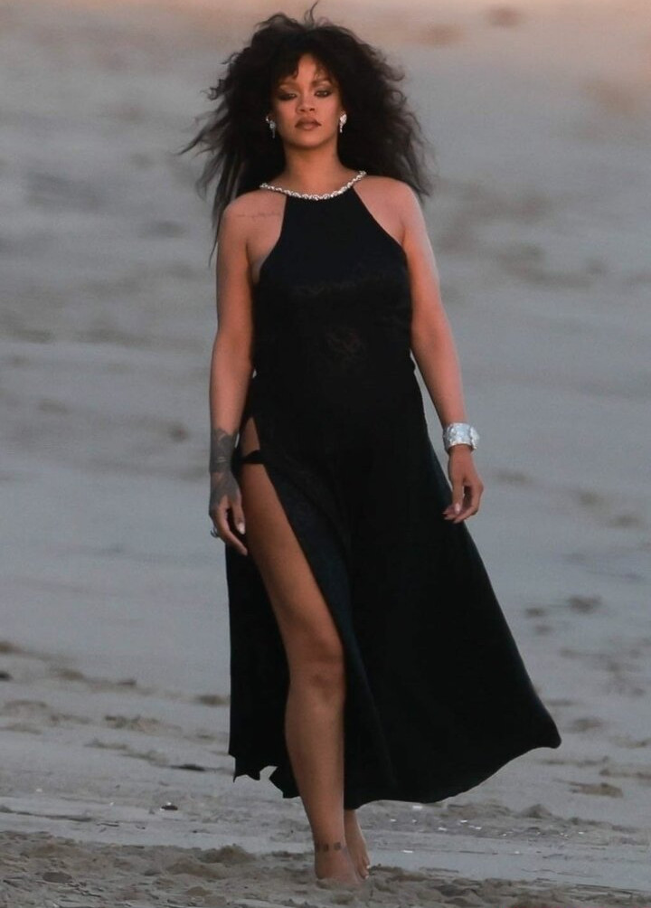 rihanna gallery photo #2718