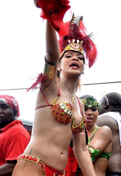 rihanna Nude Leaks OnlyFans Photos #2744 - LeakJerk