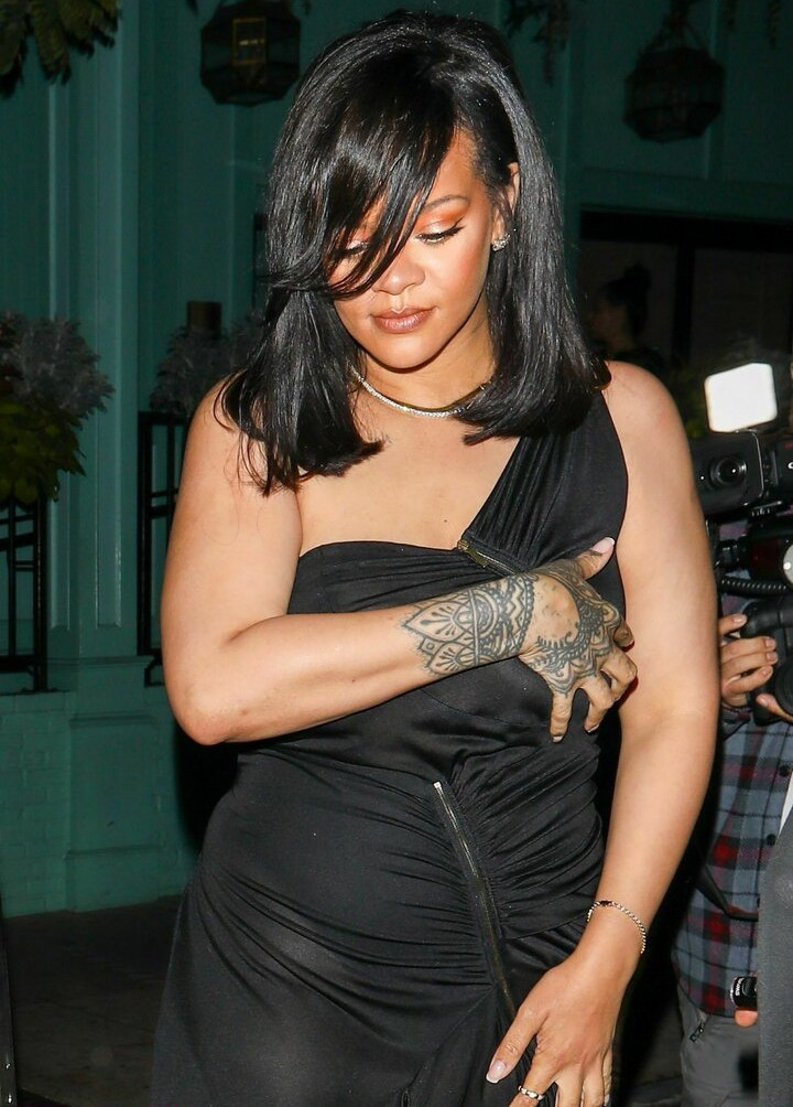 rihanna Nude Leaks OnlyFans Photos #2817 - LeakJerk