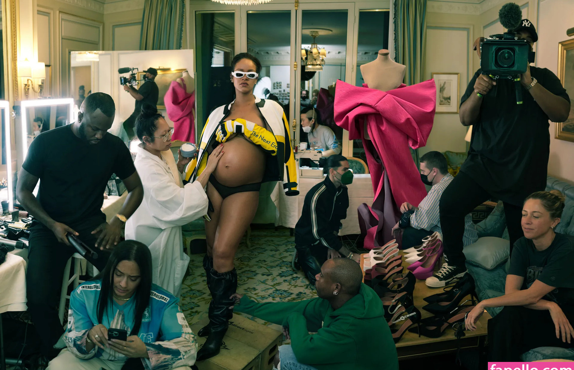 rihanna Nude Leaks OnlyFans Photos #3023 - LeakJerk