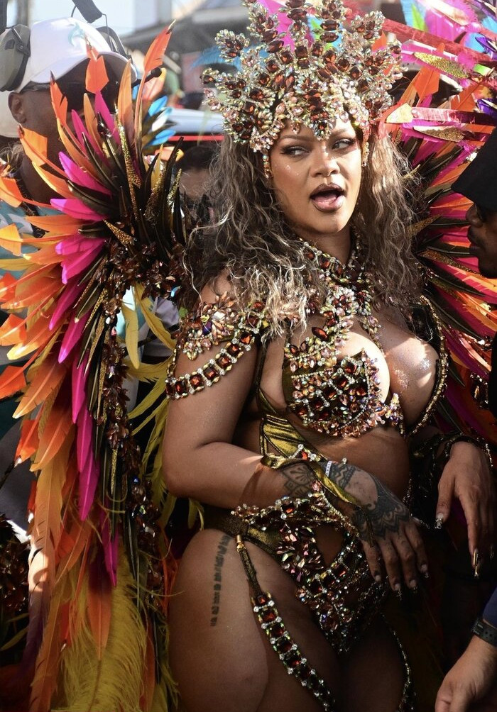 rihanna Nude Leaks OnlyFans Photos #553 - LeakJerk