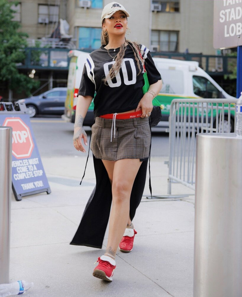 rihanna Nude Leaks OnlyFans Photos #573 - LeakJerk