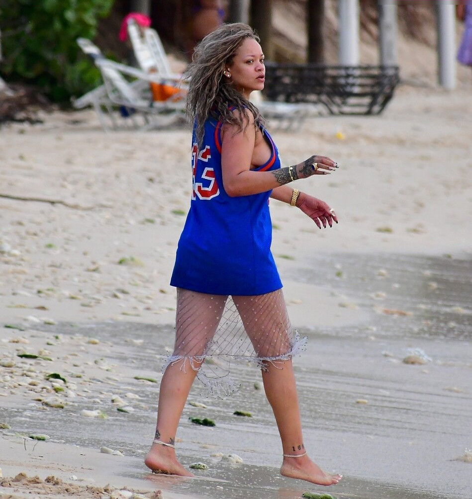 rihanna Nude Leaks OnlyFans Photos #610 - LeakJerk