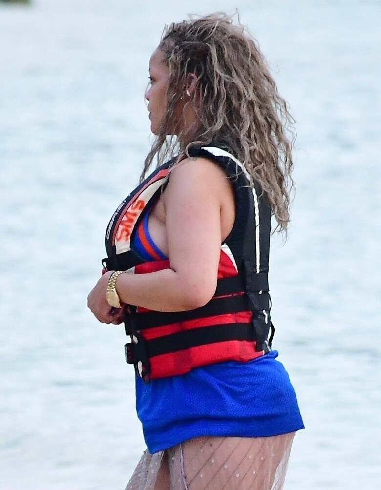 rihanna Nude Leaks OnlyFans Photos #622 - LeakJerk