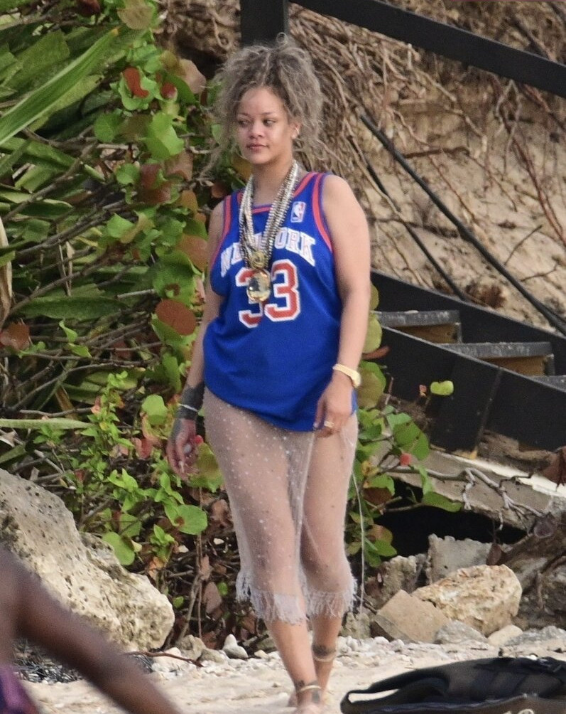 rihanna Nude Leaks OnlyFans Photos #626 - LeakJerk