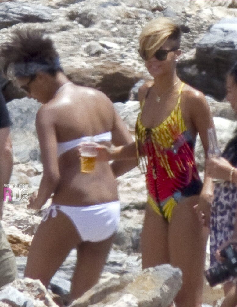 rihanna Nude Leaks OnlyFans Photos #676 - LeakJerk