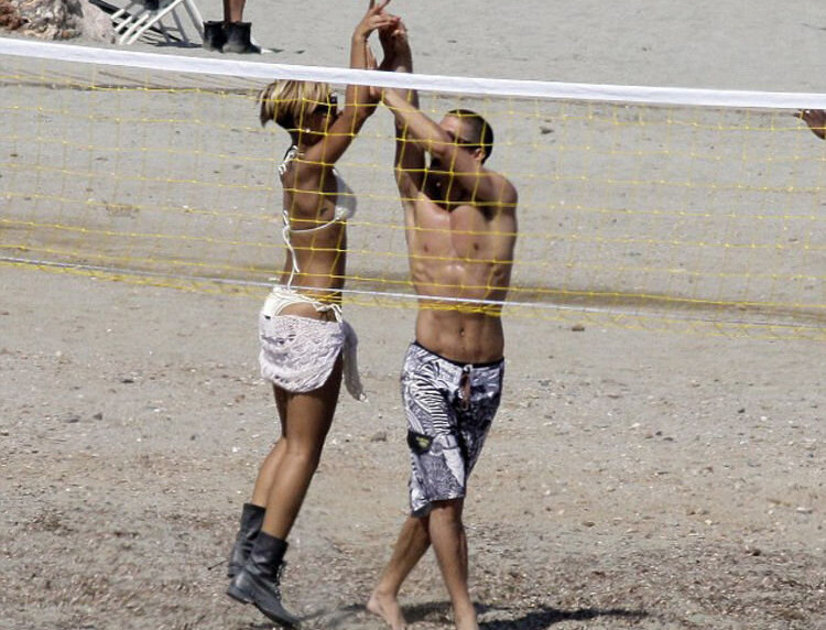 rihanna Nude Leaks OnlyFans Photos #680 - LeakJerk