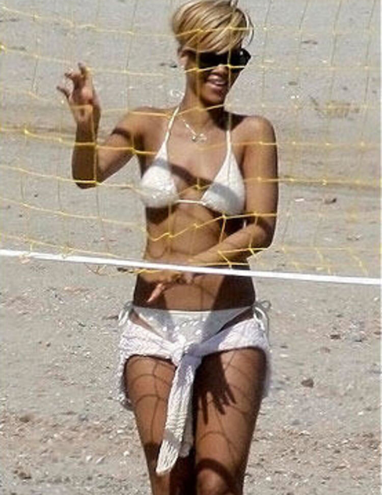 rihanna Nude Leaks OnlyFans Photos #683 - LeakJerk