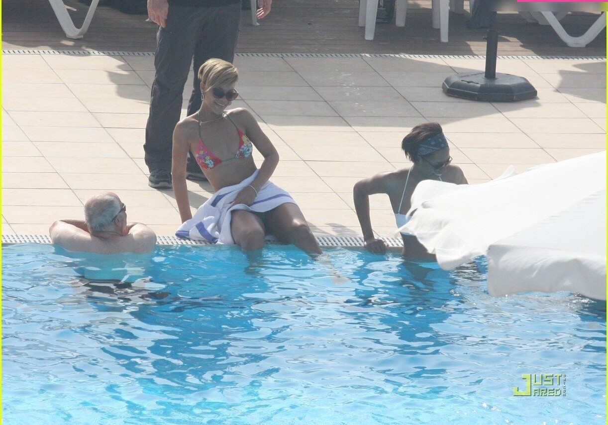 rihanna Nude Leaks OnlyFans Photos #684 - LeakJerk