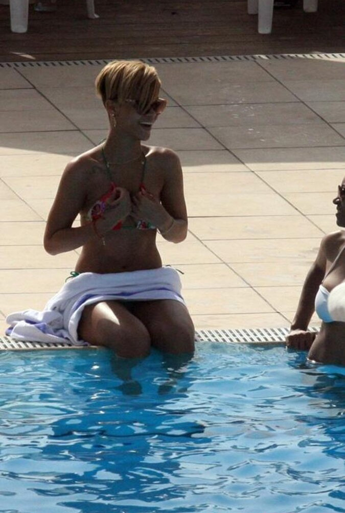 rihanna Nude Leaks OnlyFans Photos #700 - LeakJerk