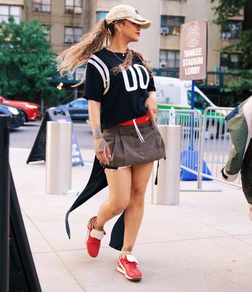 rihanna Nude Leaks OnlyFans Photos #792 - LeakJerk