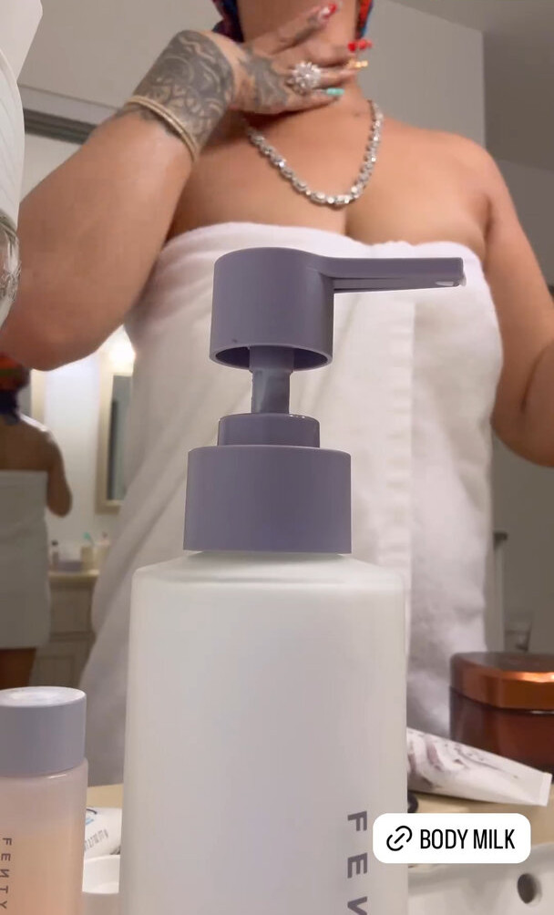 rihanna Nude Leaks OnlyFans Photos #807 - LeakJerk