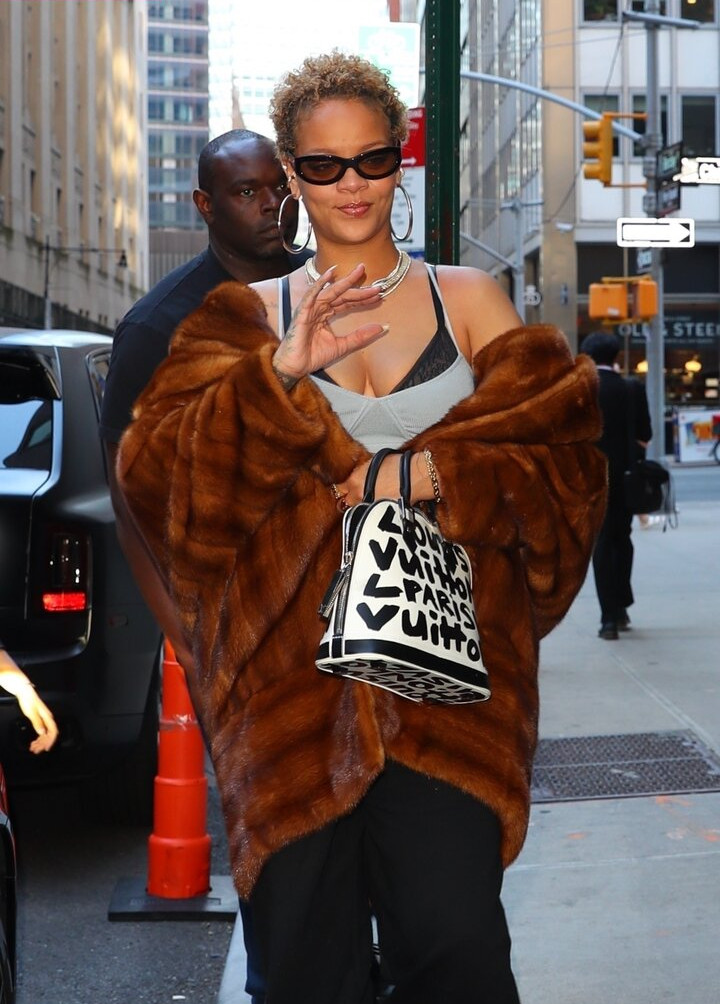 rihanna Nude Leaks OnlyFans Photos #868 - LeakJerk