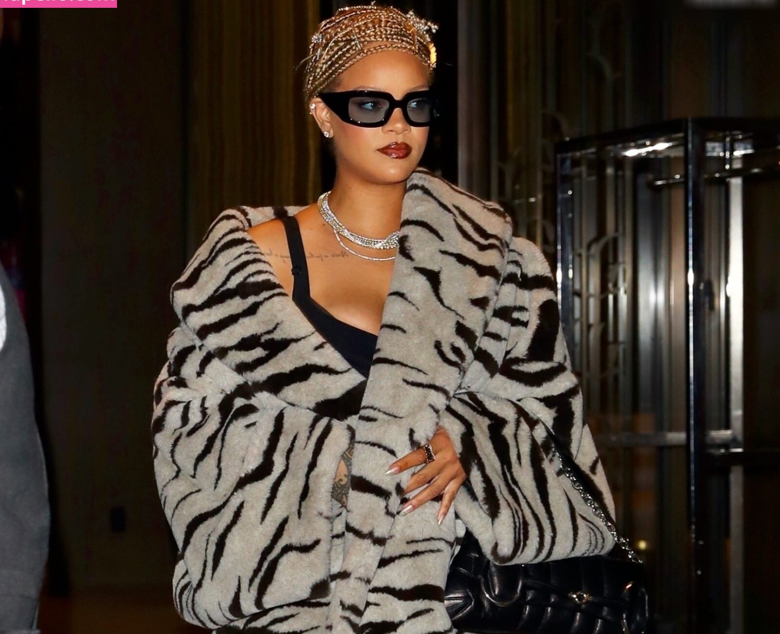 rihanna gallery photo #889