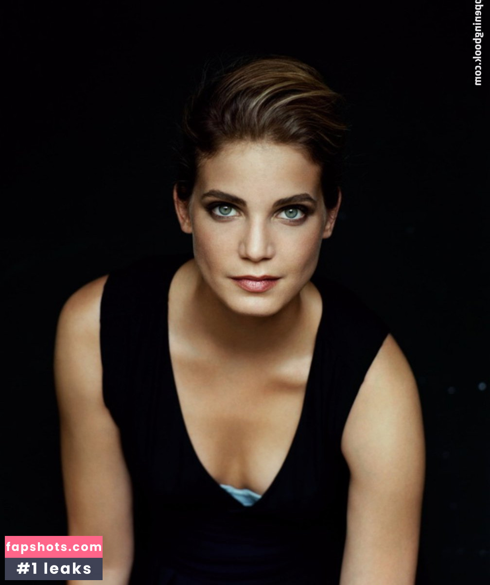 Rike Schmid gallery photo #21