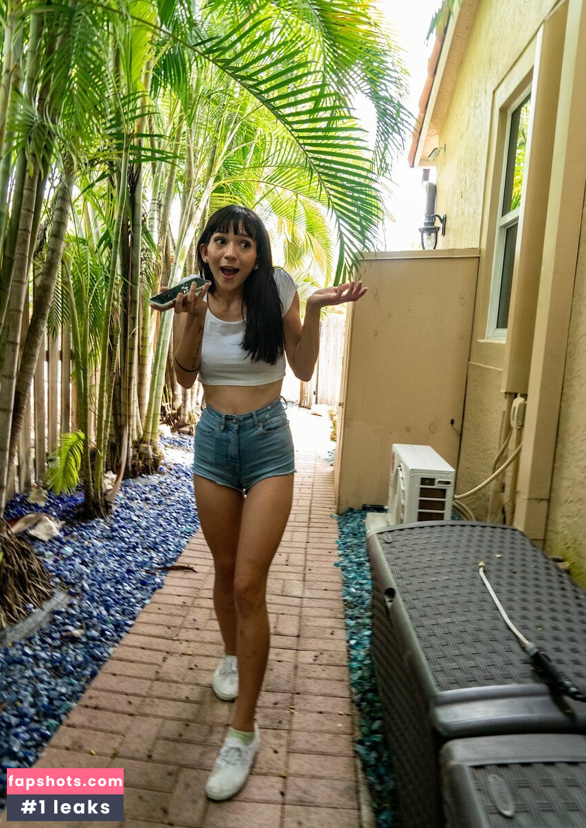 Riley Jean gallery photo #36