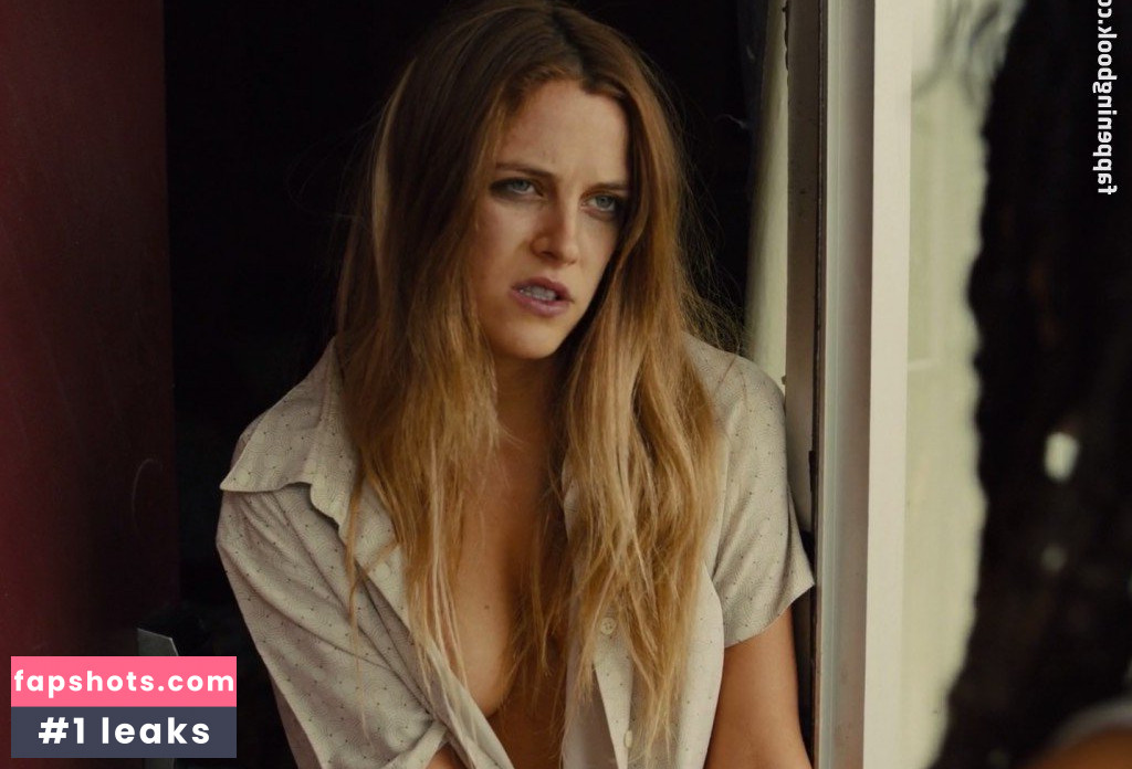 Riley Keough Nahé úniky fotek pouze od fanoušků #179 - Fapshots
