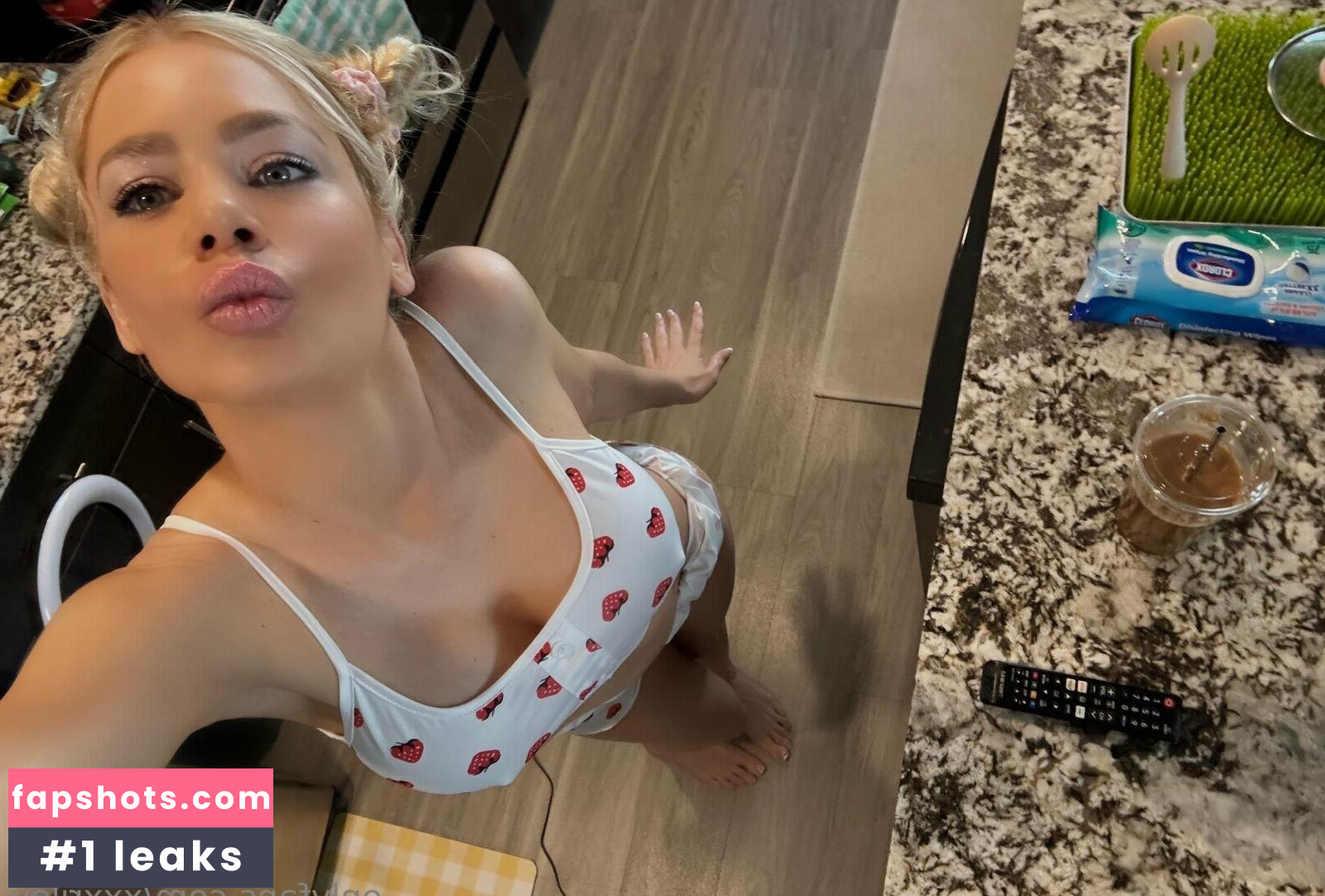 Riley Steele Nahé úniky fotek pouze od fanoušků #2 - Fapshots