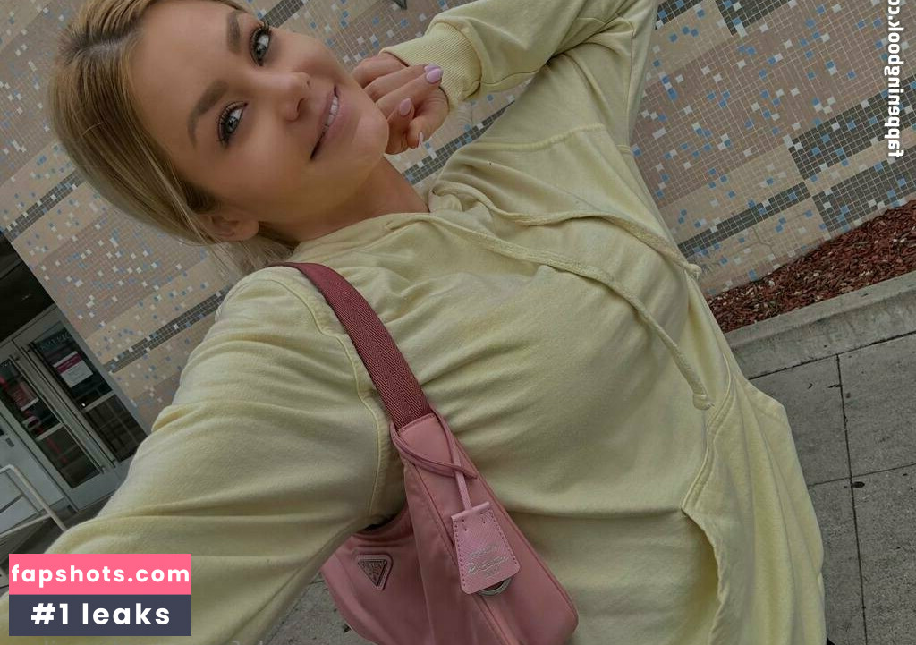 Riley Steele Nahé úniky fotek pouze od fanoušků #193 - Fapshots