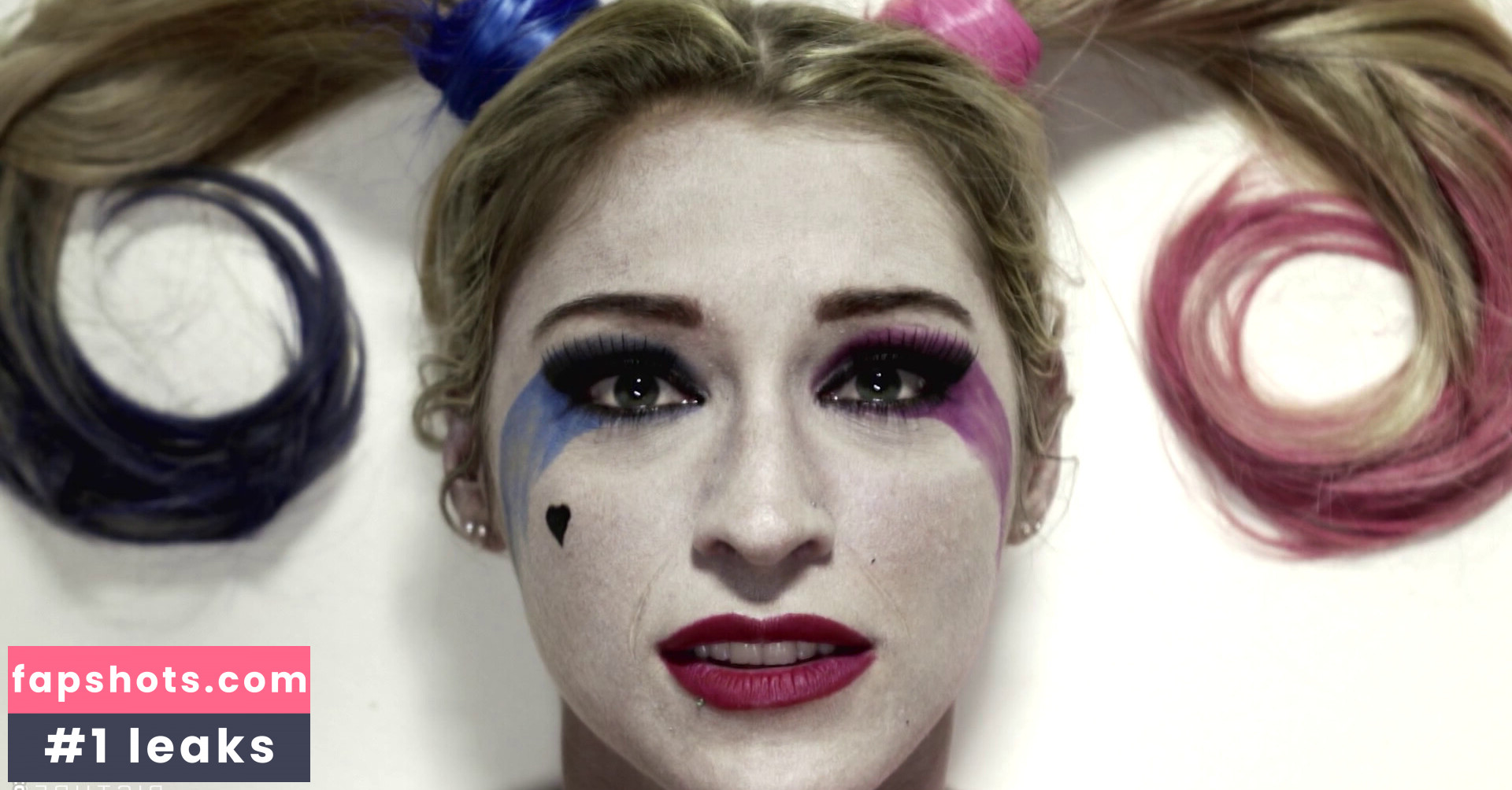 Riley Steele Nahé úniky fotek pouze od fanoušků #41 - Fapshots